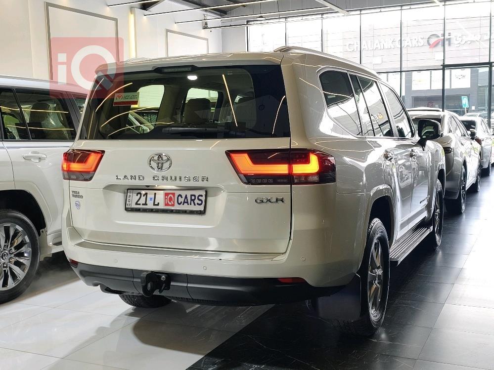 تويوتا لاندكروزر